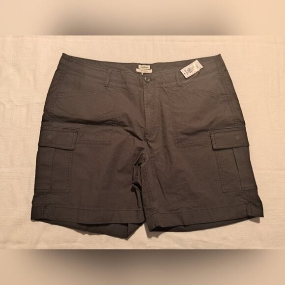 L. L. Bean women's size 18 stretch canvas cargo shorts Granite, New - Picture 1 of 5